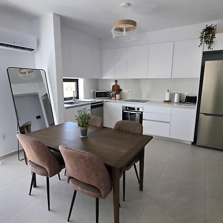 Stunning 2br - Close To & Restaurants Apartmán *